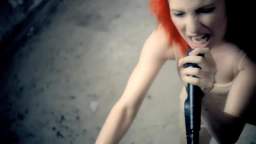 Paramore： Monster [OFFICIAL VIDEO]