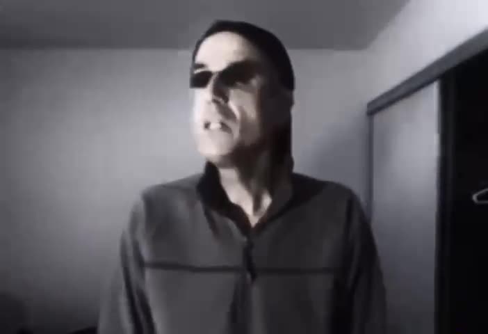 hey thats a cia guy! hey thats a cia guy!