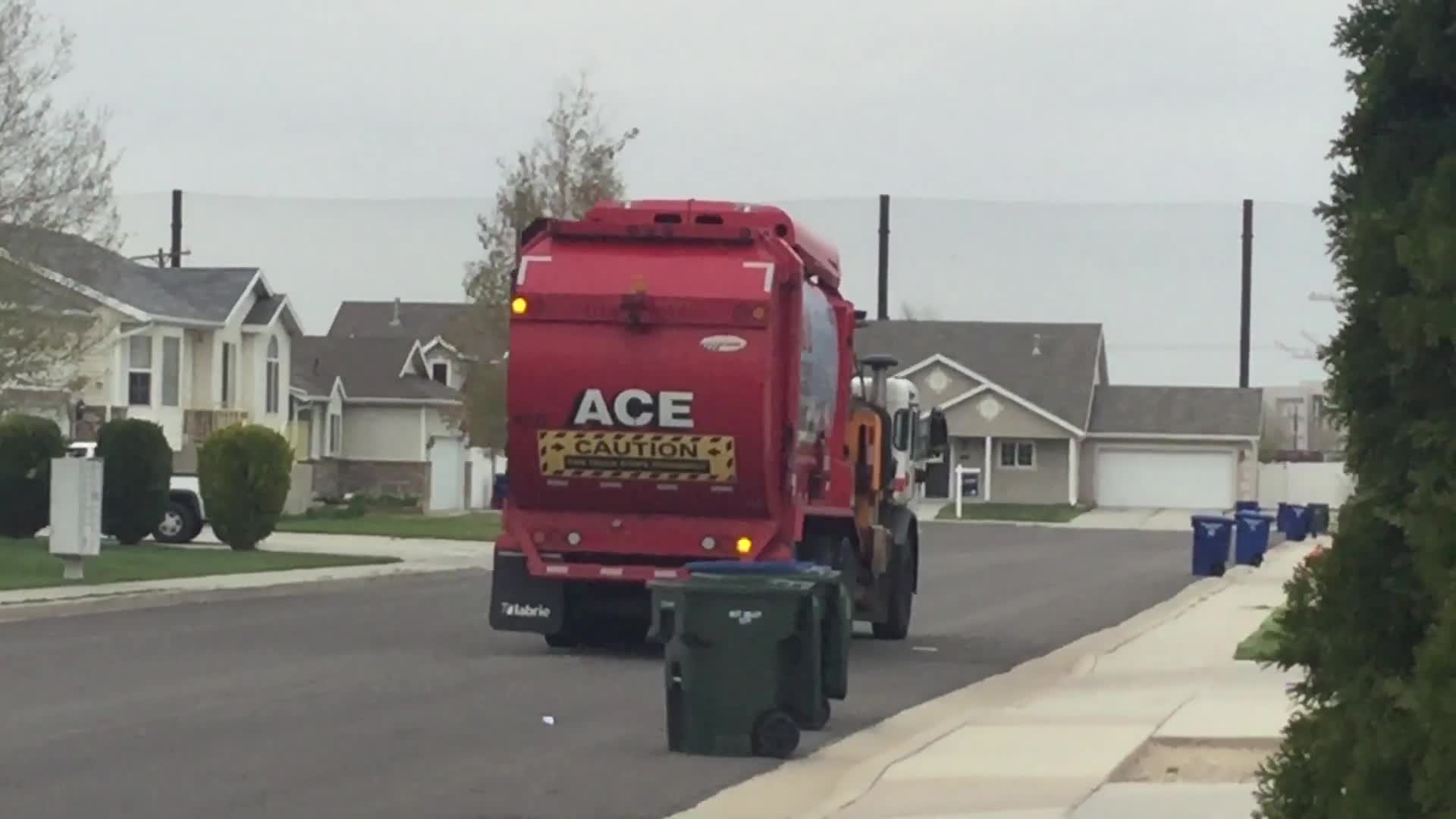 Garbage truck - Recorded on April 26, 2022, at 4:06PM MT