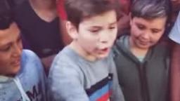 Niño de 7 años humilla a adolescente en su primera batalla de freestyle ¡Épico.