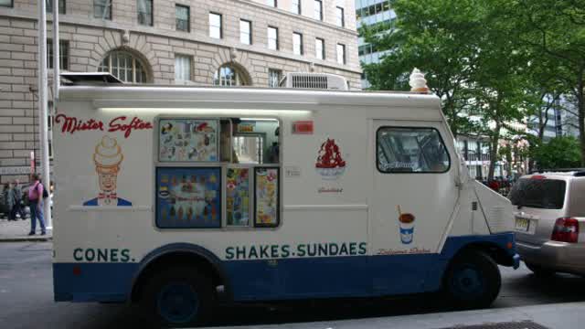 MS. NICOLE SENDS MS. SYDNEY TO GO AND ATTACK MOTHERFUCKING GOODCOOLJUMPMAN AND KILLS HIM TO DEATH