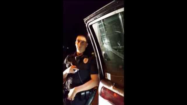 Cop harasses hard-working man because he was sitting in his car for 7 minutes