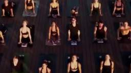 A yoga session with portraits of Israelis took place in Tel Aviv