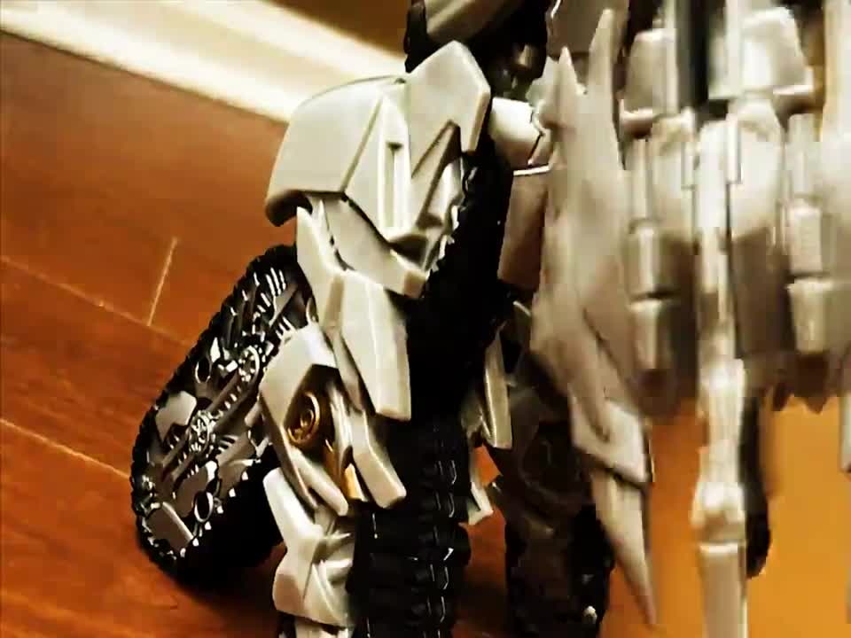 Optimus Prime VS Megatron