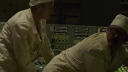 Chernobyl del 2019 - Scena del film in italiano dellespolsione del reattore n°4 della centrale