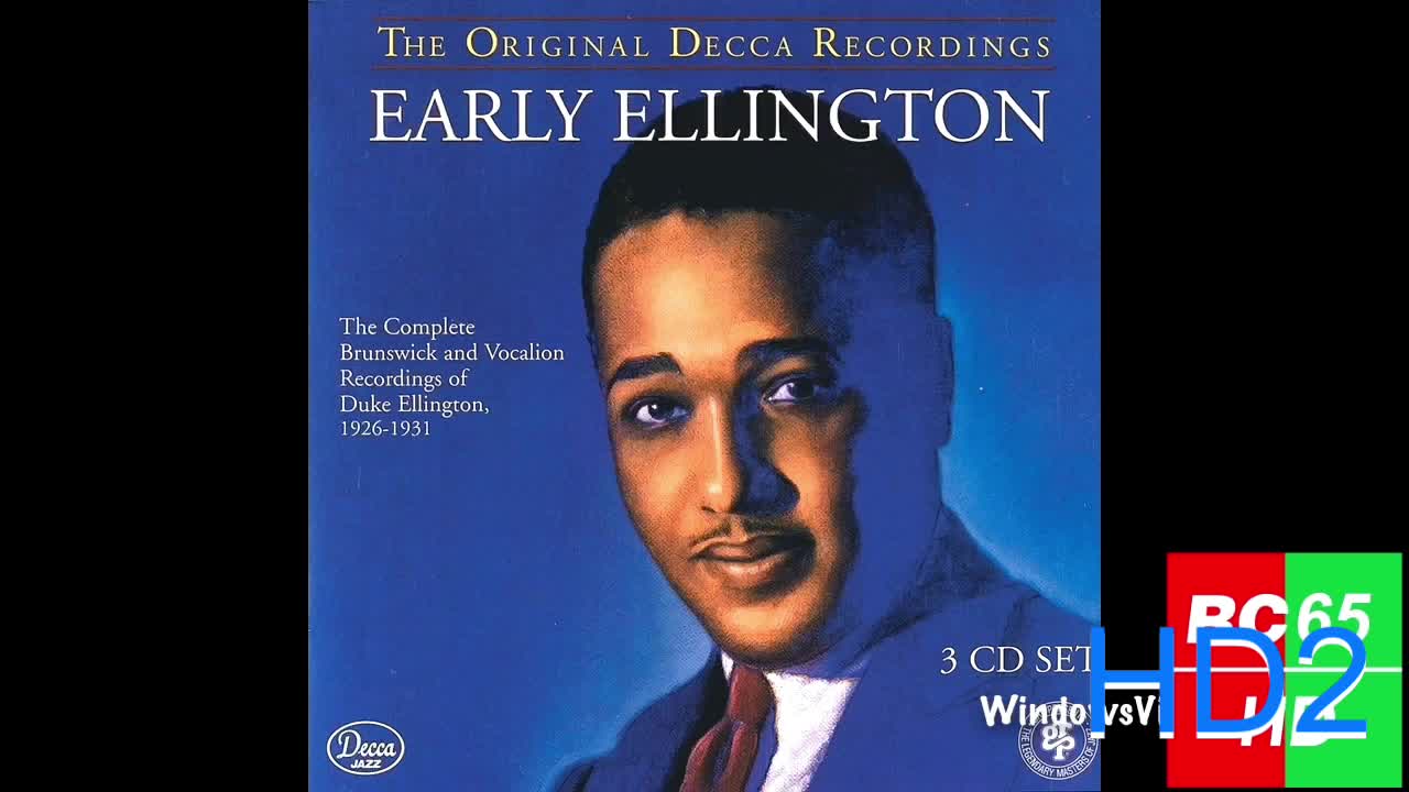 (HollowDirector2000, May 2015) TableVidLiiSplaat gets Reggie Jones to blow a hugely big tuba