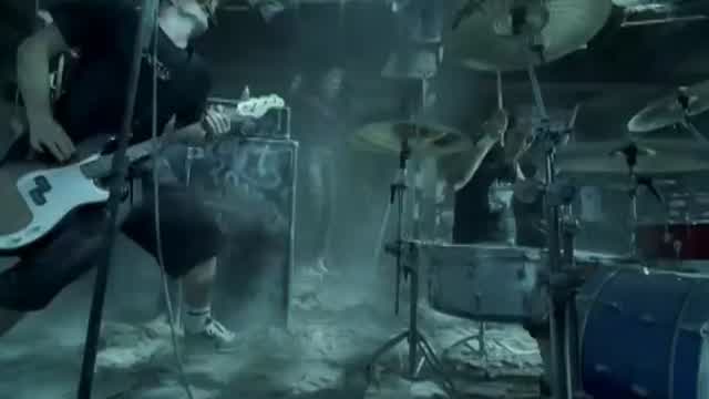 Blink 182 - Stay Together For The Kids (Official Music Video)