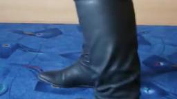 Jana shows her winter boots Jumex black knee high