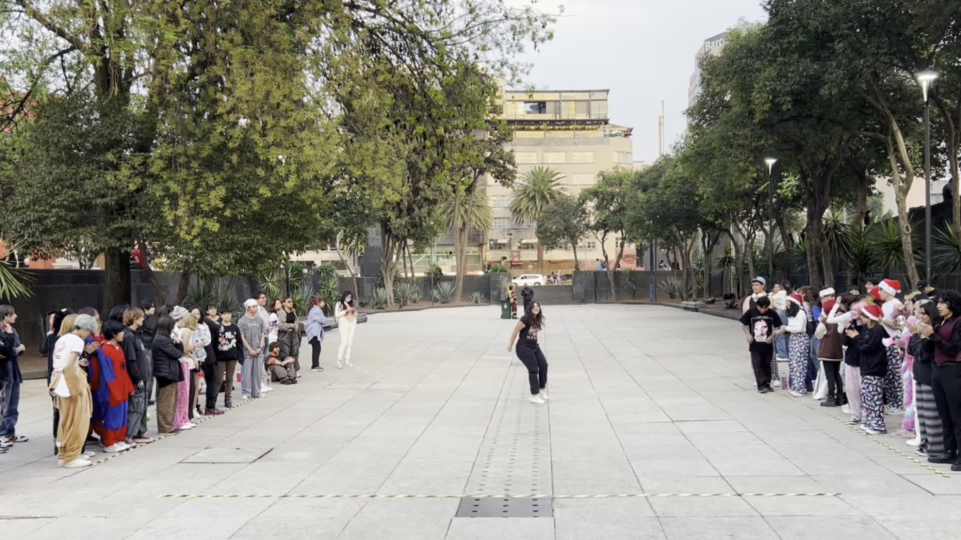 [K-POP IN PUBLIC] K-POP RANDOM PLAY DANCE IN MÉXICO ｜ NIGHT EDITION byShining Di_1_