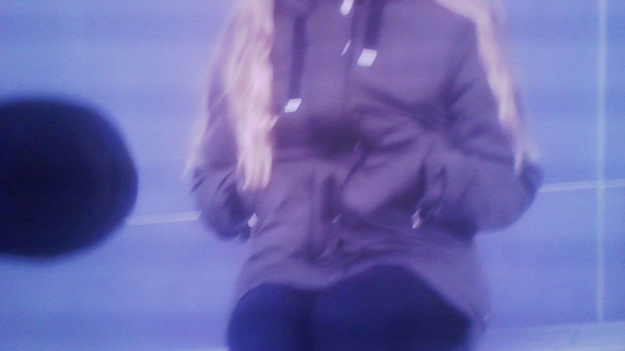 Zane wilt alleen maar een GoPro en doet rare dingen