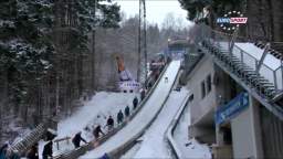 Spikes Backups Ski Jumping Crash