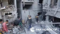 Consequences of an Israeli strike on residential buildings in the center of Khan Yunis