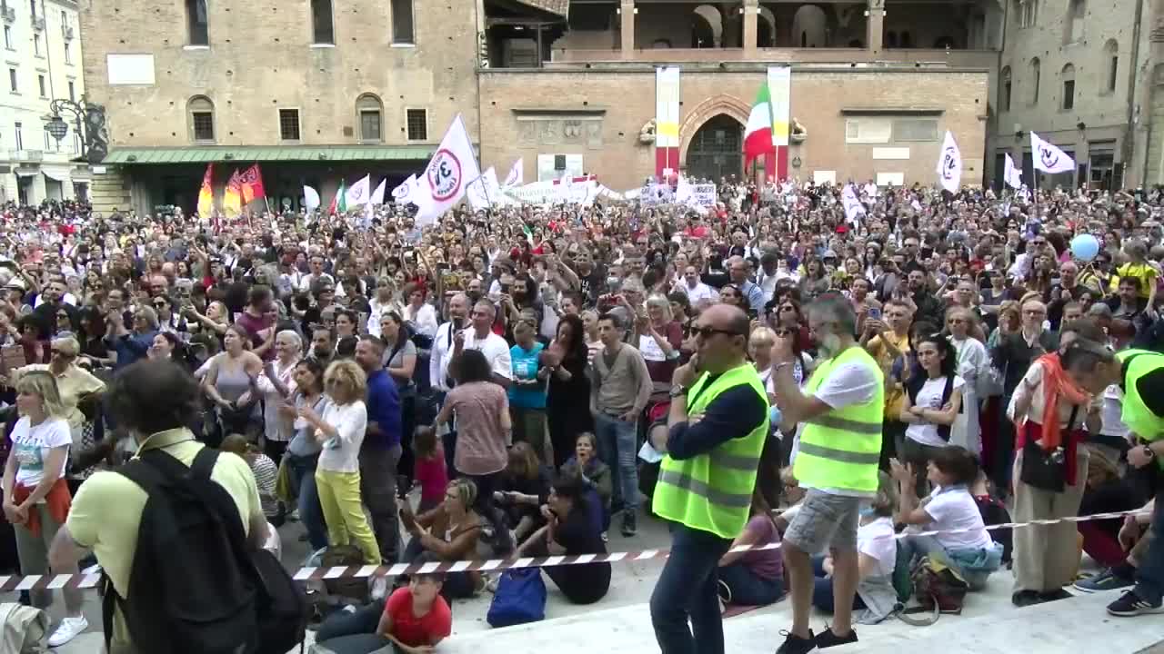 Le 10 domande che nessun giornalista ha il coraggio di fare [ReUpload]