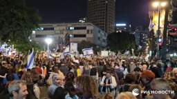 About 100 thousand Israelis gathered on Saturday evening for a rally in the center of Tel Aviv deman