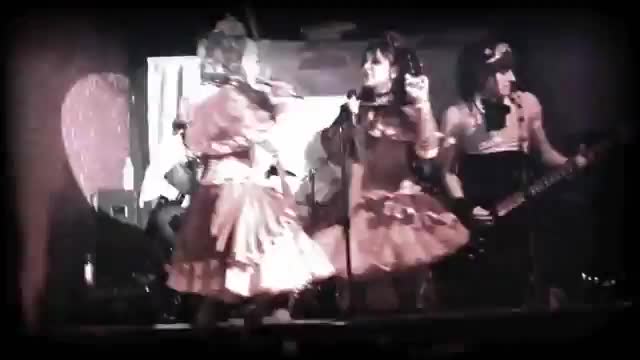 RazorBladeKisses - Teddy