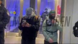 Hundreds of pro-Palestinians with tambourines and whistles rushed into a shopping center in New York Hundreds of pro-Palestinians with tambourines and whistles rushed into a shopping center in New York