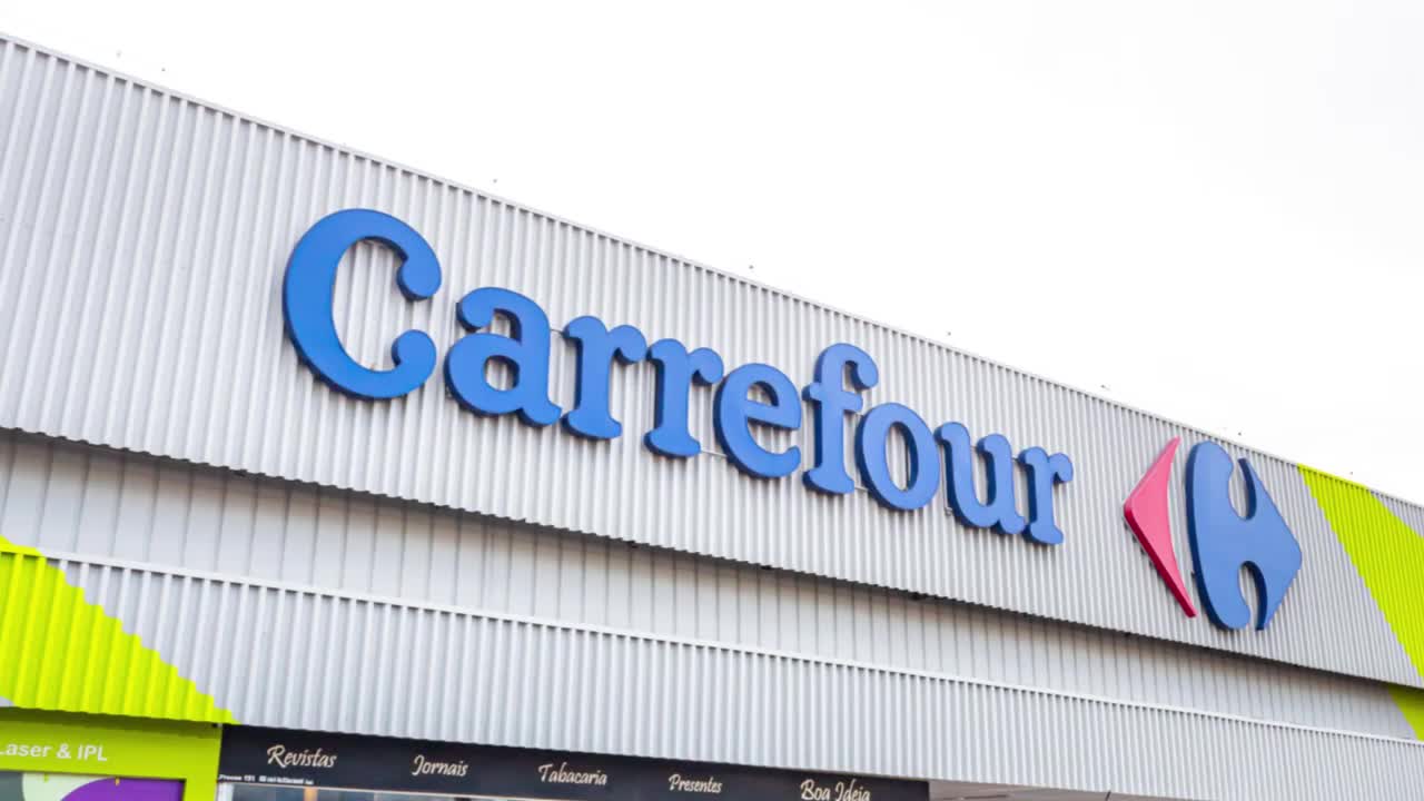 Carrefour y Carrousel Puebla 2005