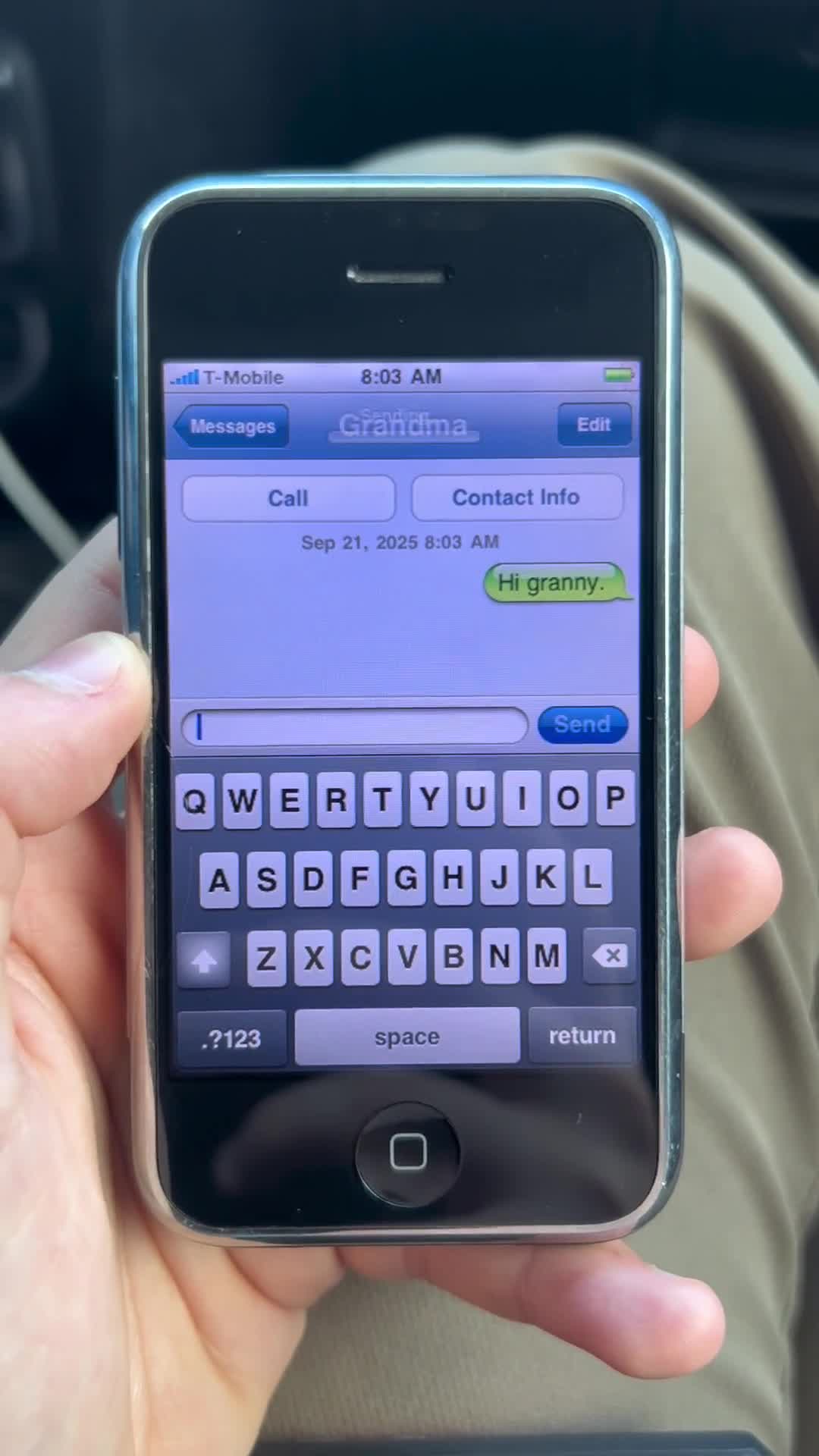 iPhone 2G getting signal in 2025